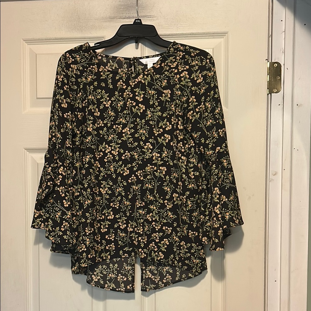 LC Lauren Conrad Floral Top Size XS Black